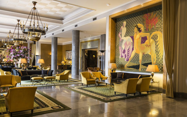 Almada Negreiros Lounge:: Rizt Four Seasons Hotel:: Lisbon:: Portugal